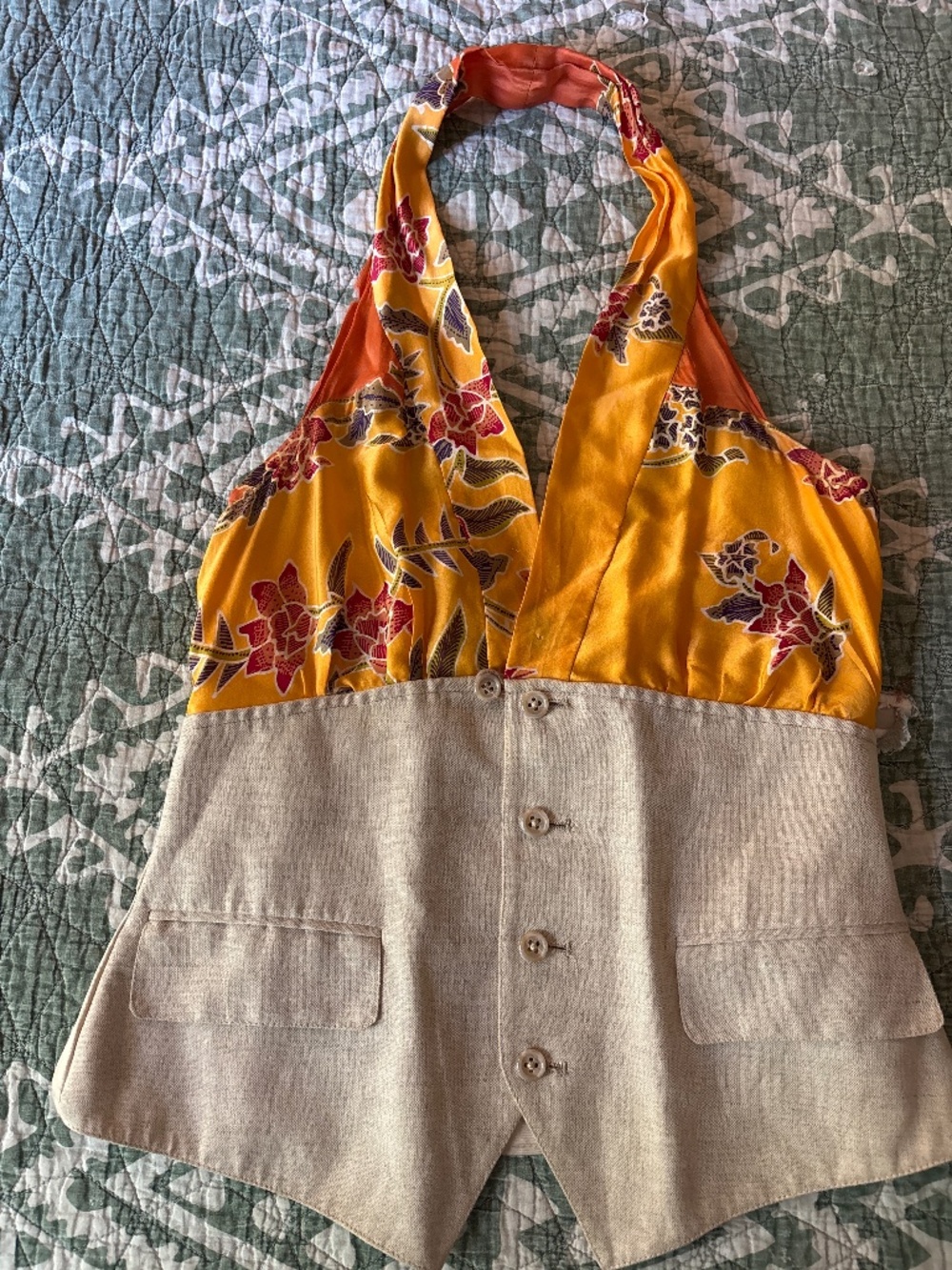 Halter top